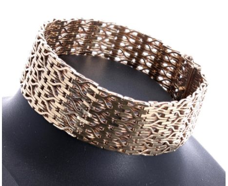 9ct yellow gold gate bracelet, width 20mm, 40.9gm, 7.25" long