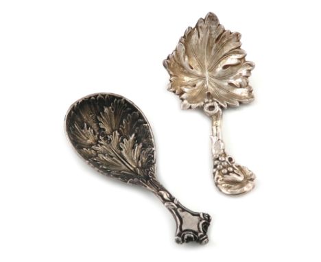 A Victorian cast silver caddy spoon, by G.R. Elkington, London 1862, fig-shaped bowl with acanthus leaf decoration, the handl