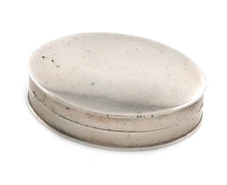 A George III silver patch box, by Matthew Linwood, Birmingham 1801, plain oval form, length 2.7cm, approx. weight 0.1oz.