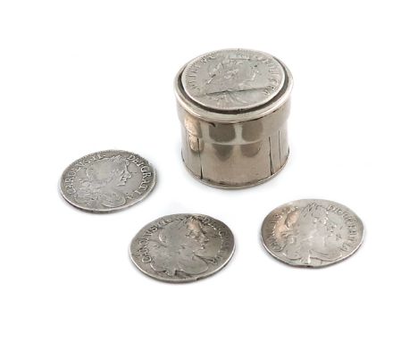 A late 17th early 18th century silver counter box, maker's mark TN conjoined, script, circa 1700, cylindrical form, the pull-