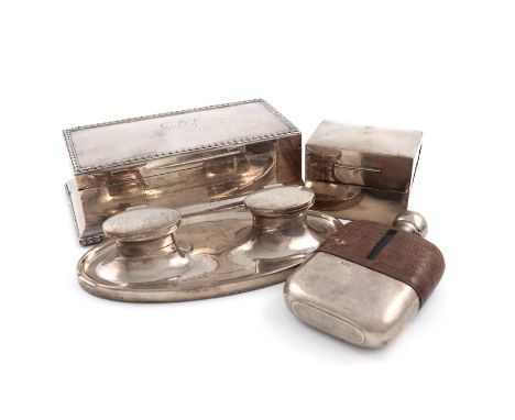 A mixed lot of silver items, various dates and makers, comprising: an Edwardian cigarette box, by Wright and Davies, London 1