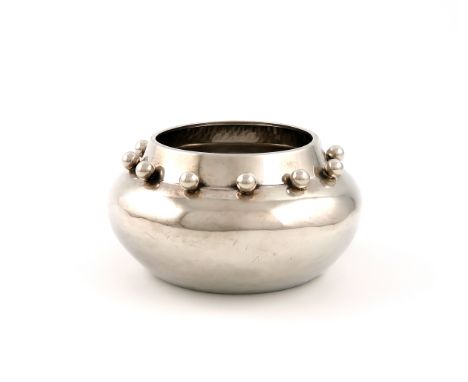 By William Hutton and Sons, an Edwardian silver bowl, London 1903, circular bellied form, spot-hammered decoration, applied w