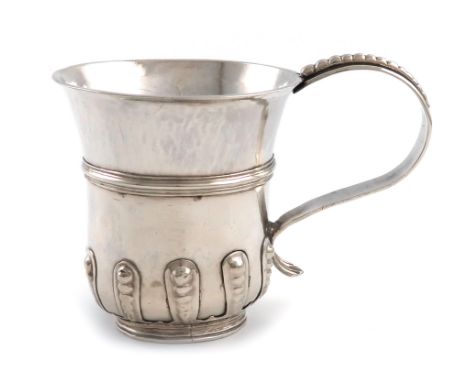 A William III Scottish silver mug, by John Seatoune, Edinburgh 1701, thistle form, the lower body with applied cut-card decor