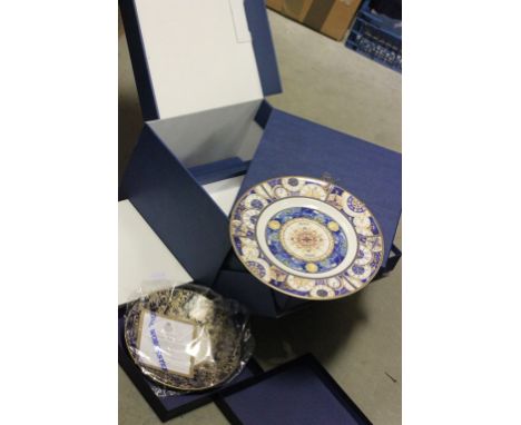 Boxed Set of Four Compton and Woodhouse Royal Doulton Symbols of Time Collectors Plates and a Boxed Royal Worcester Sovereign