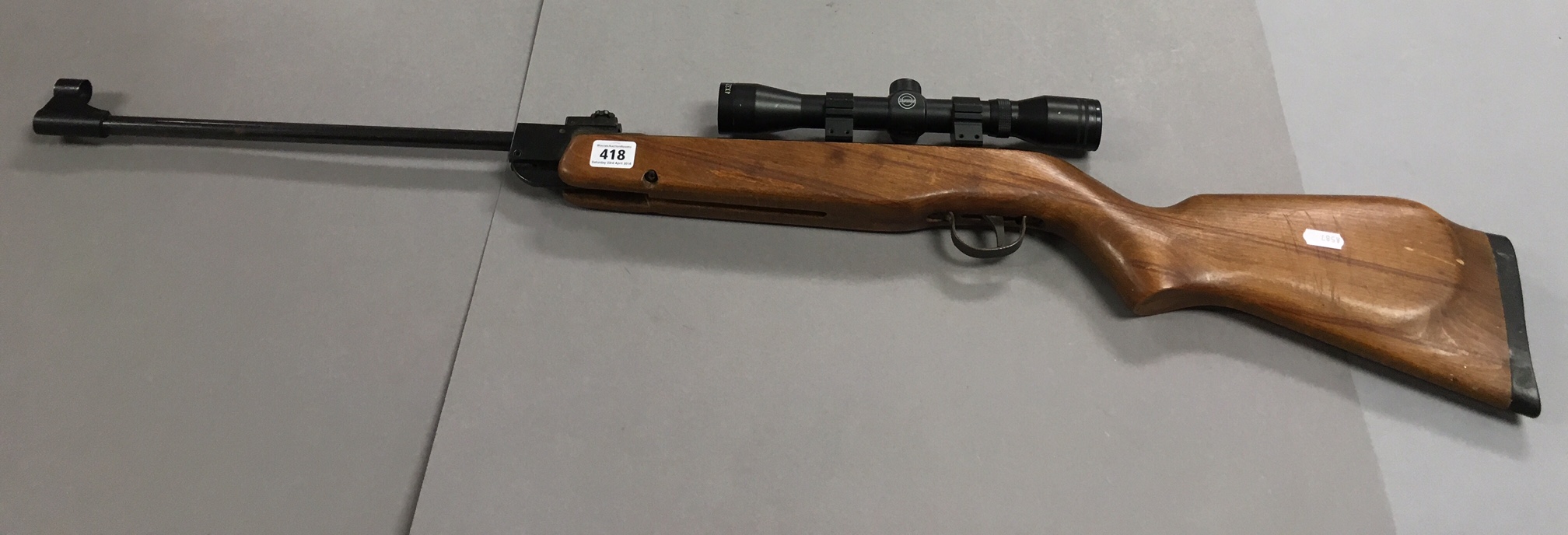 ley Hawk MKII .22 Air Rifle with Sight and Canvas Case