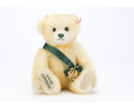 A Steiff Limited Edition Schloss Schönbrunn teddy bear, musical, 298 of 1500, in original bag with certificate, 2003