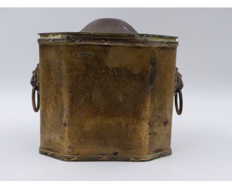 A SILVER HALLMARKED OCTAGONAL FORM TEA CADDY, DATED 1909 SHEFFIELD MAKERS MARK MARTIN,HALL &amp; CO. APPROXIMATE WEIGHT 574gr