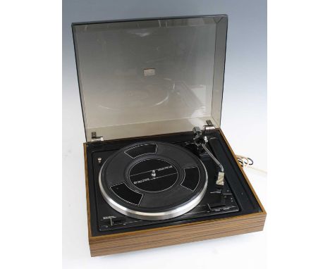 A Garrard 125SB belt drive turntable, in remains of orginal box, w.42, d.36, h.17cm.