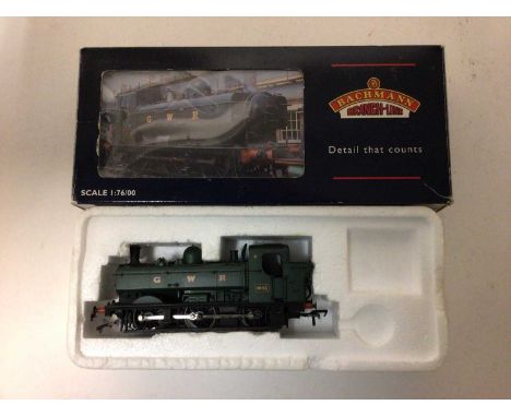 Bachmann 8750 Pannier Tank 9643 GWR green, 57XX 5775 BR plain black late crest 31-902A, 08 Diesel Shunter 08683 EWS 32-108 al