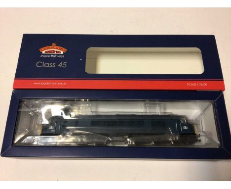 Bachmann OO gauge Class 45 45036 BR blue split centre headcode 32-680 boxed