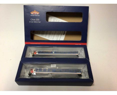 Bachmann OO gauge A2-H Thumper two car DEMU Network Southeast 31-239Z boxedThis lot appears to have its original packaging. S