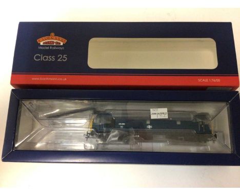 Bachmann OO gauge Class 25/3 25286 BR blue Domino Headcode 32-408 boxed