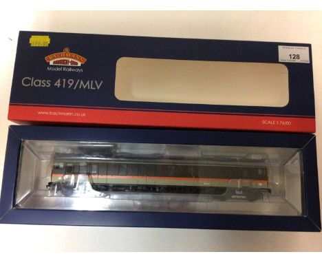 Bachmann OO gauge Class 419 Motor Luggage Van BR blue and grey 31-627 plus 31-268, 31-269, 31-267Z all boxed (4)
