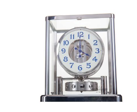 JAEGER-LeCOULTRE ATMOS 'PERPETUELLE' CLOCK,serial no. 712055, 15 jewel movement, further numbered 550, exposed escapement, th