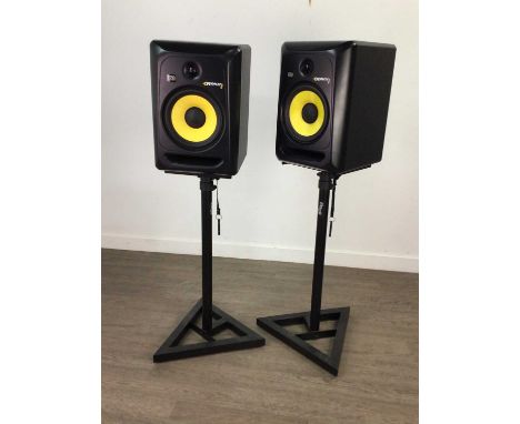 PAIR OF KRK ROKIT 8 STUDIO SPEAKERS,39cm high, on Stagg adjustable stands