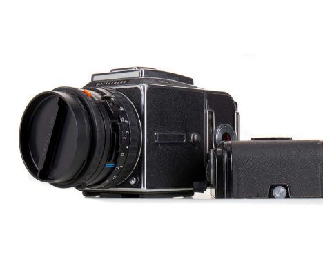 GOOD HASSELBLAD 501CM CAMERA,with A12 - 6x6 back and Carl Zeiss Planar 2.8/80mm T* lens no. 8875160, together with a further 