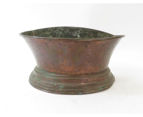 A 19th century copper wall bracket/hanging, 18cm high, 39cm long, 27cm deep