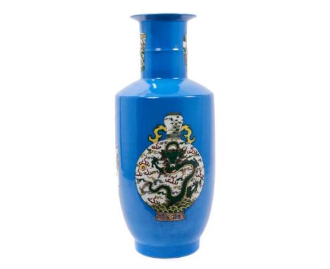 Chinese Kangxi-style rouleau vase, 20th century, decorated in famille verte enamels with different shapes of vases on a blue 