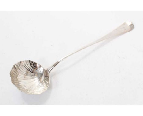 George III silver Hanoverian pattern soup ladle, with shell bowl and engraved initial P (London 1818) William Bateman I. All 