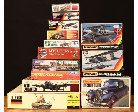 A collection of 1:1, 1:32, 1:35 and 1:72 scale model kit, comprising Airfix 06830-1 Series 6 Little Owl model kit, boxed with