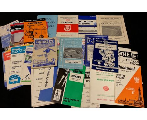 Sport, Football - a collection of 1950's and 1960's football programmes, including a 1951 Football League Division One Burnle