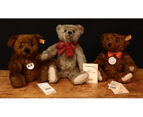 Steiff (Germany) EAN 037221 Paul the growling teddy bear 1908-2008, trademark Steiff button to ear with red and white tag, 28