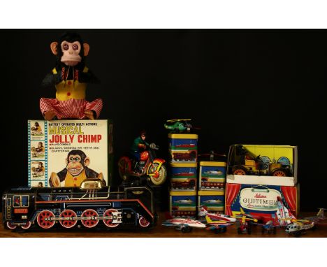 A Daishin C.K (Japan) No.7061 novelty battery operated musical Jolly Chimp, he sits glaring and holding a pair of cymbals, 26