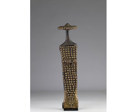Glaive Konda - early 20th century - DRC - AfricaRegion: AfricaPeriod: early 20th centurySizes: L=480mm l=105mmWeight (K): 0.9