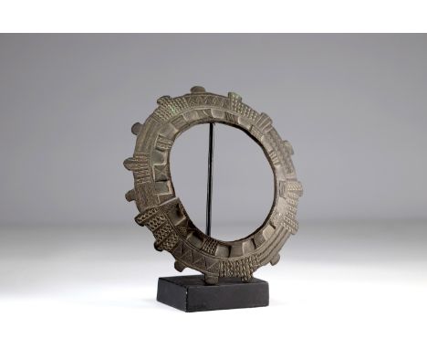 TorqueTeke, DRC - Prov. Governor Brazza-Cameroon late 19thRegion: AfricaPeriod: Late 19th Sizes: D=255mmWeight (K): 0.590kgCo