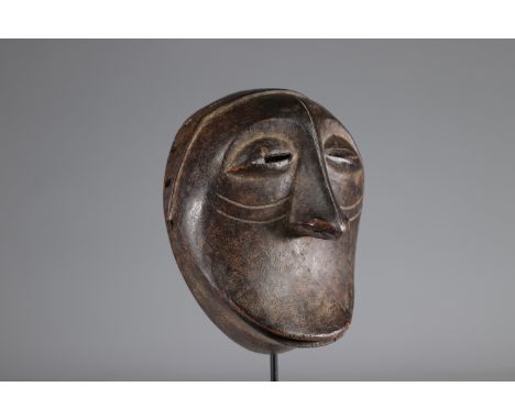 Rare Hemba Soko Muto mask Provenance: ex E.Kawan, bought from W.Mestach, beautiful patina of use and sculpture of superior qu