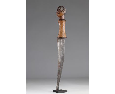 Luba knife - early 20th century - private collection Belgium - DRC - AfricaRegion: AfricaPeriod: early 20th centurySizes: H=4