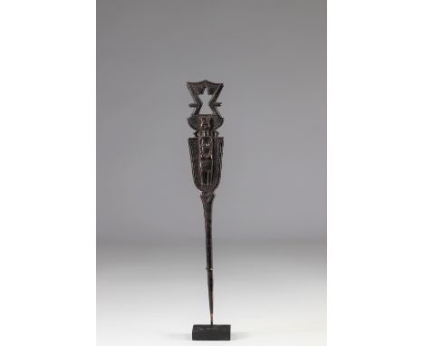 Hairpin - Kwere - private Belgium-mid 20th century -Tanzania - AfricaRegion: AfricaPeriod: mid 20th centurySizes: H=260mm l=4