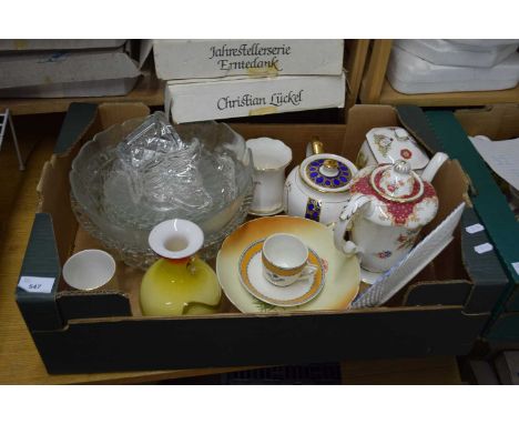 BOX CONTAINING CERAMIC ITEMS AND GLASS WARES