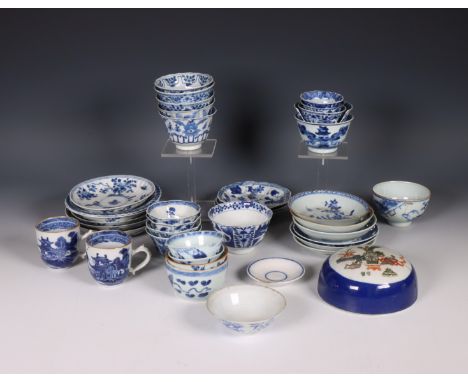 China, collection of blue and white porcelain, mainly 18th century, comprising various cups and saucers (mostly damaged) [ds]