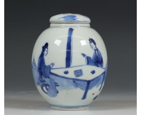 China, blue and white porcelain tea-caddy, Kangxi period (1662-1722), painted with ladies playing weiqi, the cover with a boy