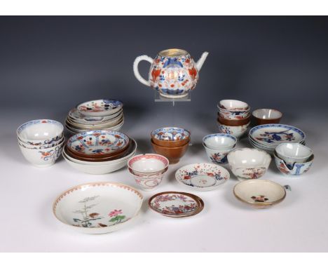 China and Japan, collection of Imari porcelain, mainly 18th century, comprising a teapot, various assorted cups and saucers (