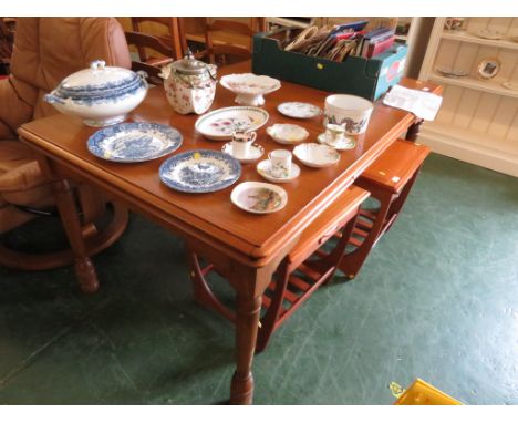 OAK VENEERED EXTENDING DINING TABLE TOGETHER WITH SIX LADDER BACK CHAIRS INCLUDING TWO CARVERS (DROP-IN SEAT PADS FOR ILLUSTR