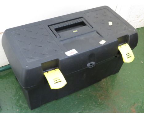 STANLEY PLASTIC TOOLBOX WITH CONTENTS OF HAND TOOLS