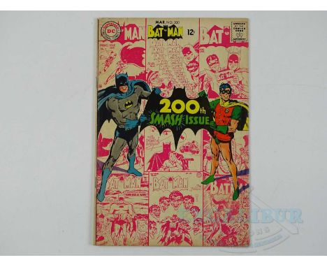 BATMAN #200 - (1968 - DC - UK Cover Price) - Joker, Scarecrow, Killer Moth, and Penguin appearances + Batman's origin is reto