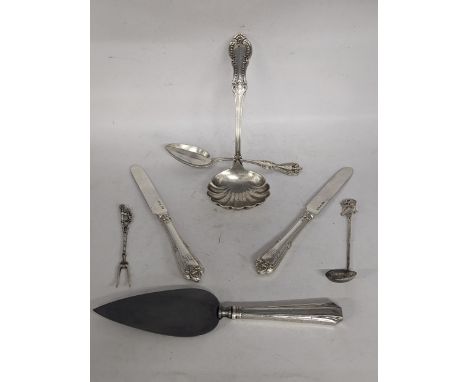 Mixed silver to include a sterling Lamberth Mason shell gravy ladle, a sterling silver teaspoon and a pair of Swedish silver 
