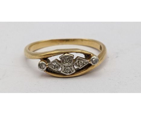 An early 20th century diamond 18ct gold and platinum ring, 2.3gLocation: 