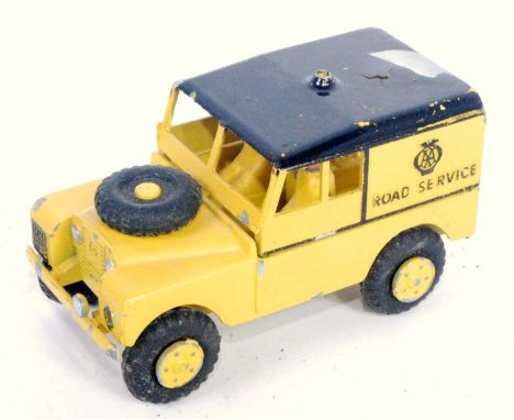 A Morestone Series large scale model of a AA Road Service Land Rover finished in yellow and black with two figures, complete 