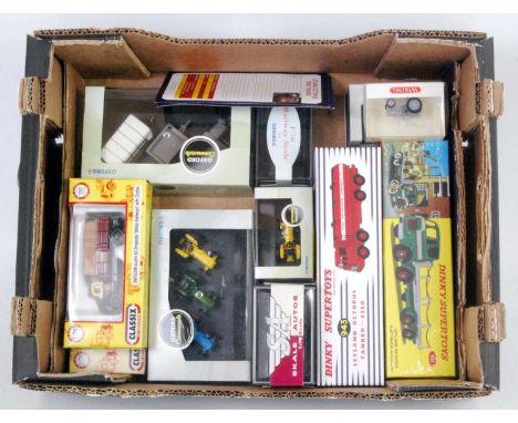 One box containing a quantity of mixed scale farming and commercial vehicle diecasts to include Scale Autos, Atlas Edition Di