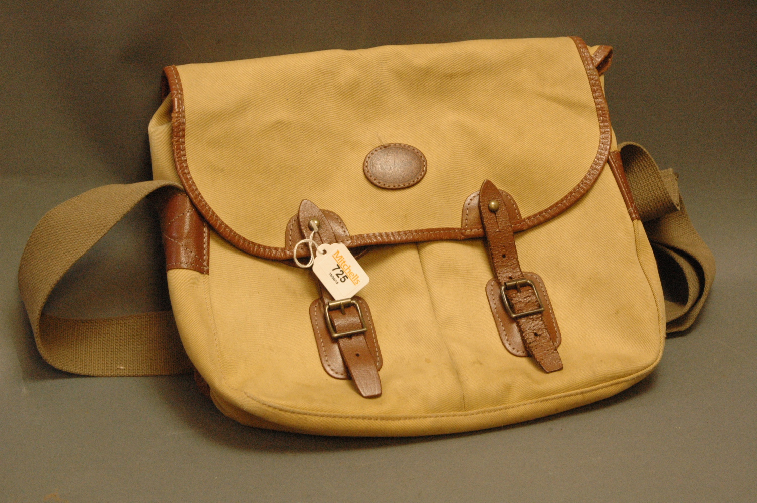 Barbour canvas and leather fishing bag. Height 30 cm.