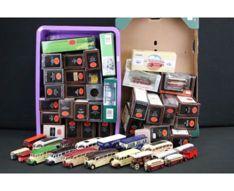 Collection of 34 boxed diecast models, mainly buses to include 30 x EFE Exclusive First Editions featuring 3 x sets, and 4 x 