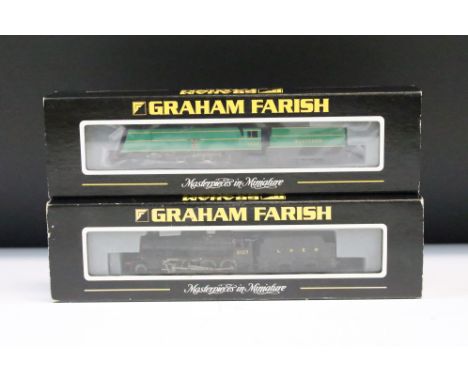 Two boxed/cased Graham Farish by Bachmann N gauge locomotives to include 372275 West Country 21C101 Exeter SR Malachite green