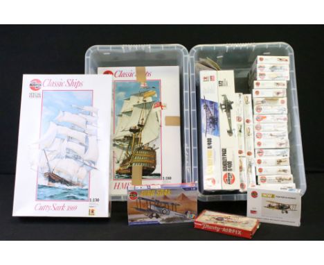 29 Boxed &amp; unbuilt Airfix plastic models kits, mostly 1:72 scale military aircraft, to include 09253 Cutty Sark 1869, 092