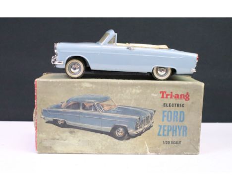 Boxed Triang Ford Zephyr electric 1/20 scale battery-powered plastic model, with card display plinth. (Chassis broken away fr