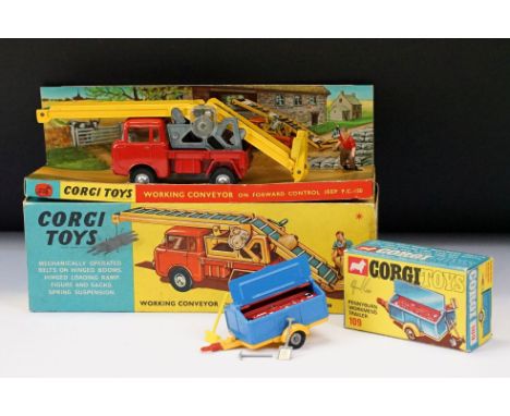 Boxed Corgi 64 Working Conveyor diecast model complete with figure, diecast vg with minimal paint wear, inner display stand a