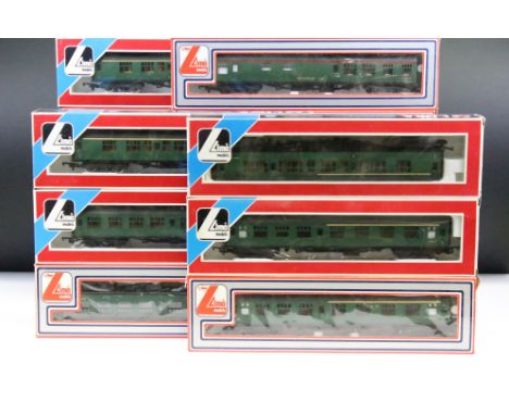 14 Boxed Lima OO gauge items of rolling stock, all coaches to include 305314, 305314, 305365 etc
